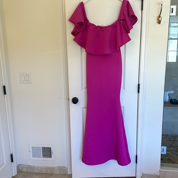 Fuscia Off the Shoulder Maternity Gown - Picture 1 of 3